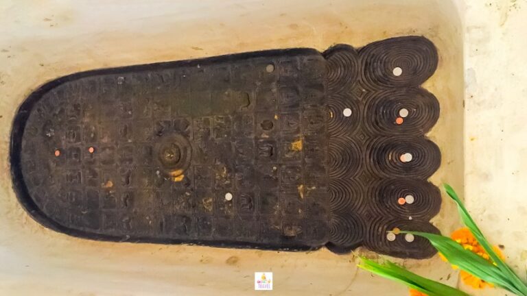 Footprint Santi Wanaram Chiangkhan Temple