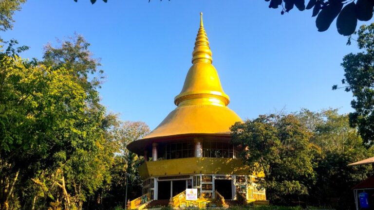 Si Phanomat Temple - Chiangkhan